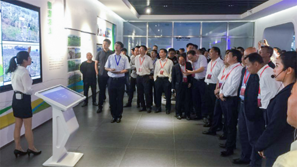 智慧凉都科技农业云平台受到六盘水电视台、贵州日报社等媒体关注